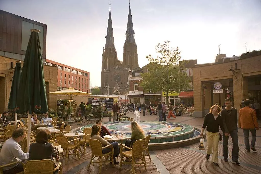 Amrâth Hotel Eindhoven 3*,